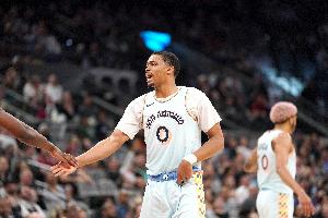 马刺主帅：凯尔登-约翰逊现在对赢球的影响力比以往任何时候都大