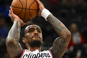 祖巴茨：和科林斯打球感觉很自然 我喜欢与高大的四号位并肩作战