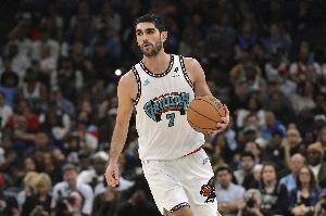 攻防尽力局！阿尔达马替补22分钟 13中6贡献14分6板4助3断